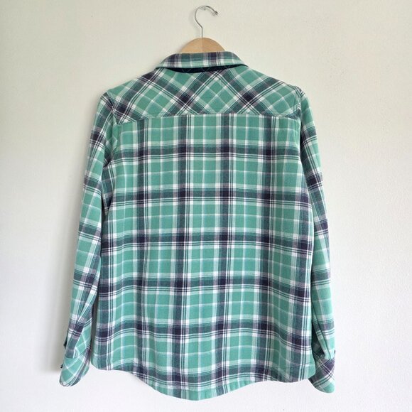 Orvis Flannel Shacket, Fleece Lined Green and Blue Shirt Jacket, Fall Transition - Picture 8 of 9